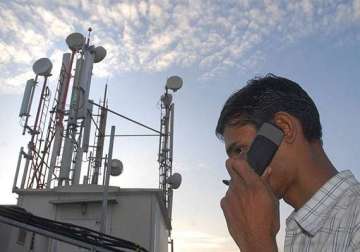 trai recommends 22 lower base price for 3g spectrum auction