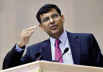 device flexible education loans defaults on rise raghuram rajan