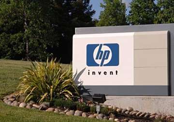 hewlett packard to split in two companies report