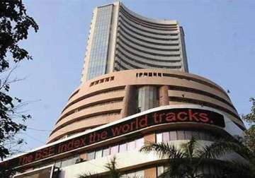 sensex ends flat market cautious on q4 earning numbers