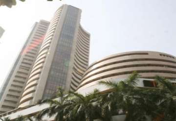 sensex down 82 pts in early trade nifty slip below 8 300 mark