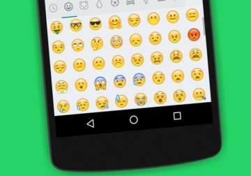 whatsapp finally rolling out new emojis for android