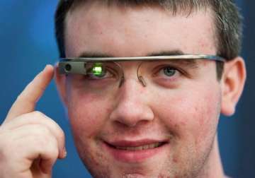 google glass may cause blind spots in vision