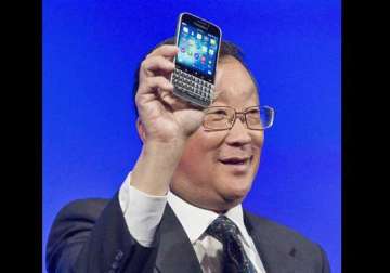 blackberry launches classic in last ditch effort