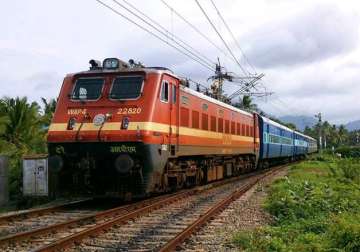 lic to invest rs 1.5 l cr in indian railways over next 5 years