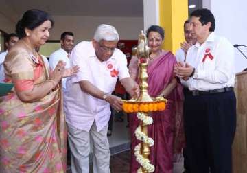 deepak parekh launches first hdfc school in gurgaon