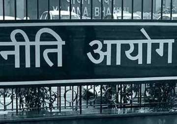 niti aayog to hire chief economist for policy issues
