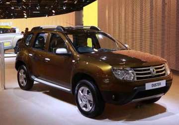 renault launches limited edition duster priced at rs 9.99 lakh