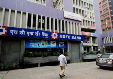 hdfc bank net up in first quarter