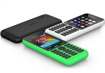 microsoft unveils nokia 215 an internet phone with 29 day battery life