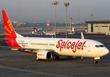 spicejet offers re 1 tickets on mobile app