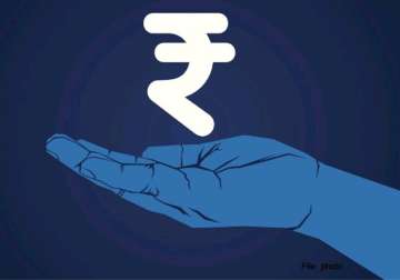 rupee down 11 paise against dollar in early trade