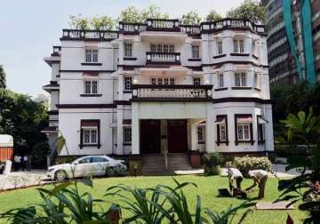 costliest bungalow kumar managalam birla buys jatia house for rs 425 crore