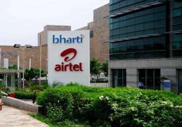 airtel q4 net up 30 to rs 1 255 cr on mobile data revenue growth