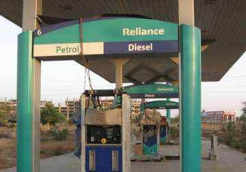 private play in fuel retail ril to re open fuel outlets