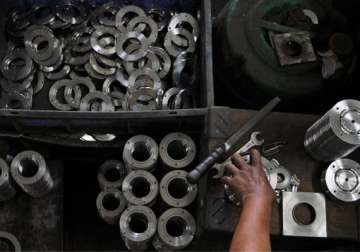 industrial output rebounds to 2.5 in march