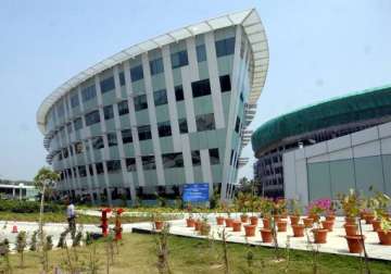 infosys inducts three members in top decision making body