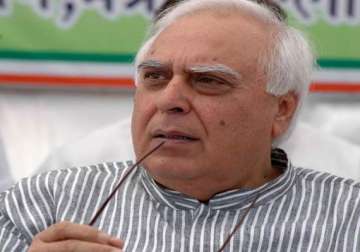 investors have not lost confidence in telecom sector says sibal