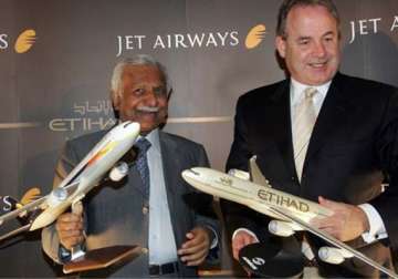 jet airways etihad airways revise stake sale deal