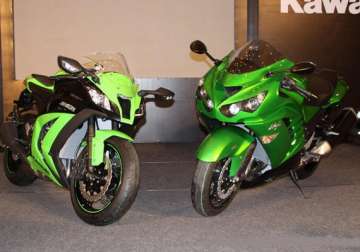 Kawasaki launches Ninja ZX10R, ZX-14R in Pune | India News – India TV