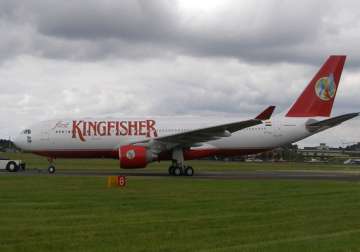 kingfisher airlines captain moves hc for unpaid salary