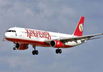 kingfisher airlines to pay over rs 45k for deficient service