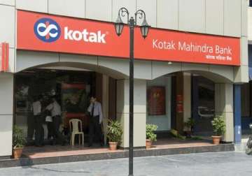 kotak bank q2 net up 2 pc on higher interest income margin