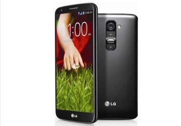 lg launches g2 with 5.2 inch full hd display 2.26ghz snapdragon 800 processor