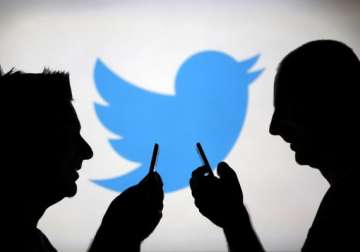 scientists develop a lie detector for tweets