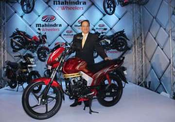 mahindra unveils two motorbike models