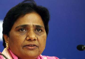 mayawati says she won t allow foreign retail in up