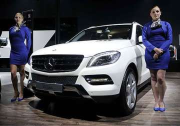 mercedes benz unveils rs. 2.5 crore bulletproof suv