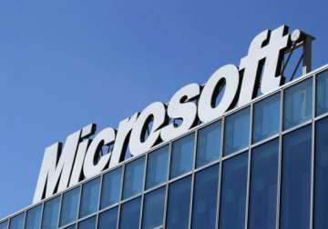 microsoft offers indian phone makers windows phone os