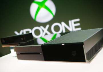 microsoft unveils new xbox one gaming system with live tv