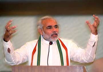 modi welcomes maruti s decision to set up plant in gujarat