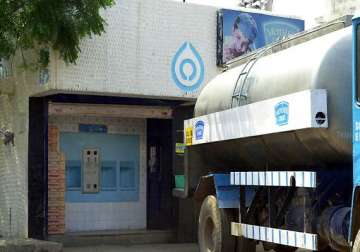 mother dairy hikes milk prices by up to rs 2/litre in delhi