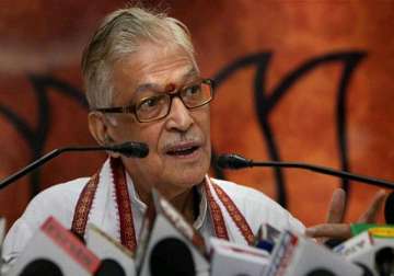 murli manohar joshi to hold talks with kanpur industrialists