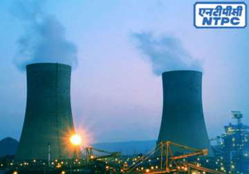 ntpc plans to raise capacity to 1 28 000 mw by 2032