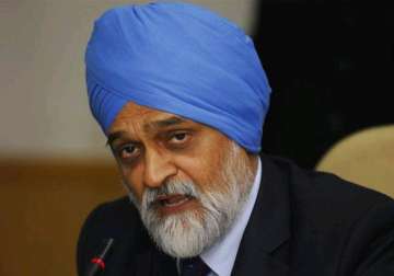 new govt must focus on gst fiscal deficit for growth montek singh ahluwalia
