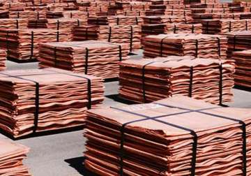 nickel strengthens on consistent demand global cues