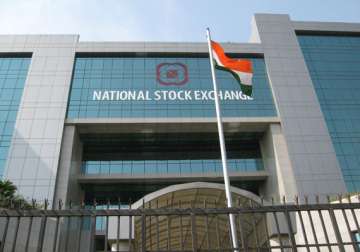 nifty plunges 122 pts on rate hike fallout bank stocks crack