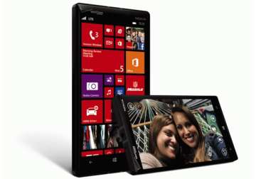 nokia lumia icon launched a promising smartphone with a 20 megapixel camera