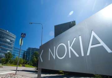 nokia offers vrs scheme to chennai plant employees