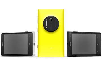 nokia unveils lumia 1020 smartphone with 41 megapixel camera