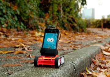 now build your own smartphone controlled robots