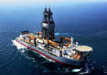 ongc auction gets bids for rs 8 500 cr worth shares