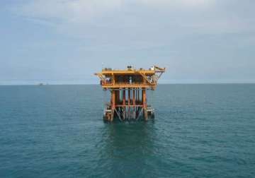 ovl discovers oil in first well at columbian field