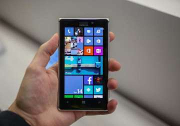 nokia lumia 925 up for preorder online at rs 33999