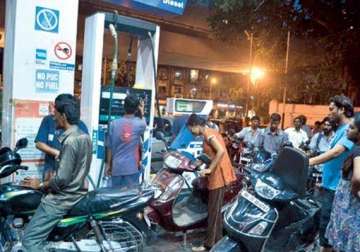 petrol to cost 92 paise less diesel up by 37 paise in delhi