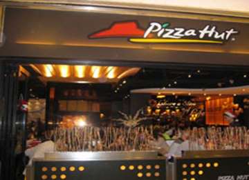 pizza hut to serve wine in all its outlets mulls expansion